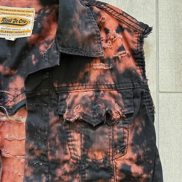 Rivet De Cru Jean Jacket Classic Sleeveless Rebel Distressed Look Men's Large